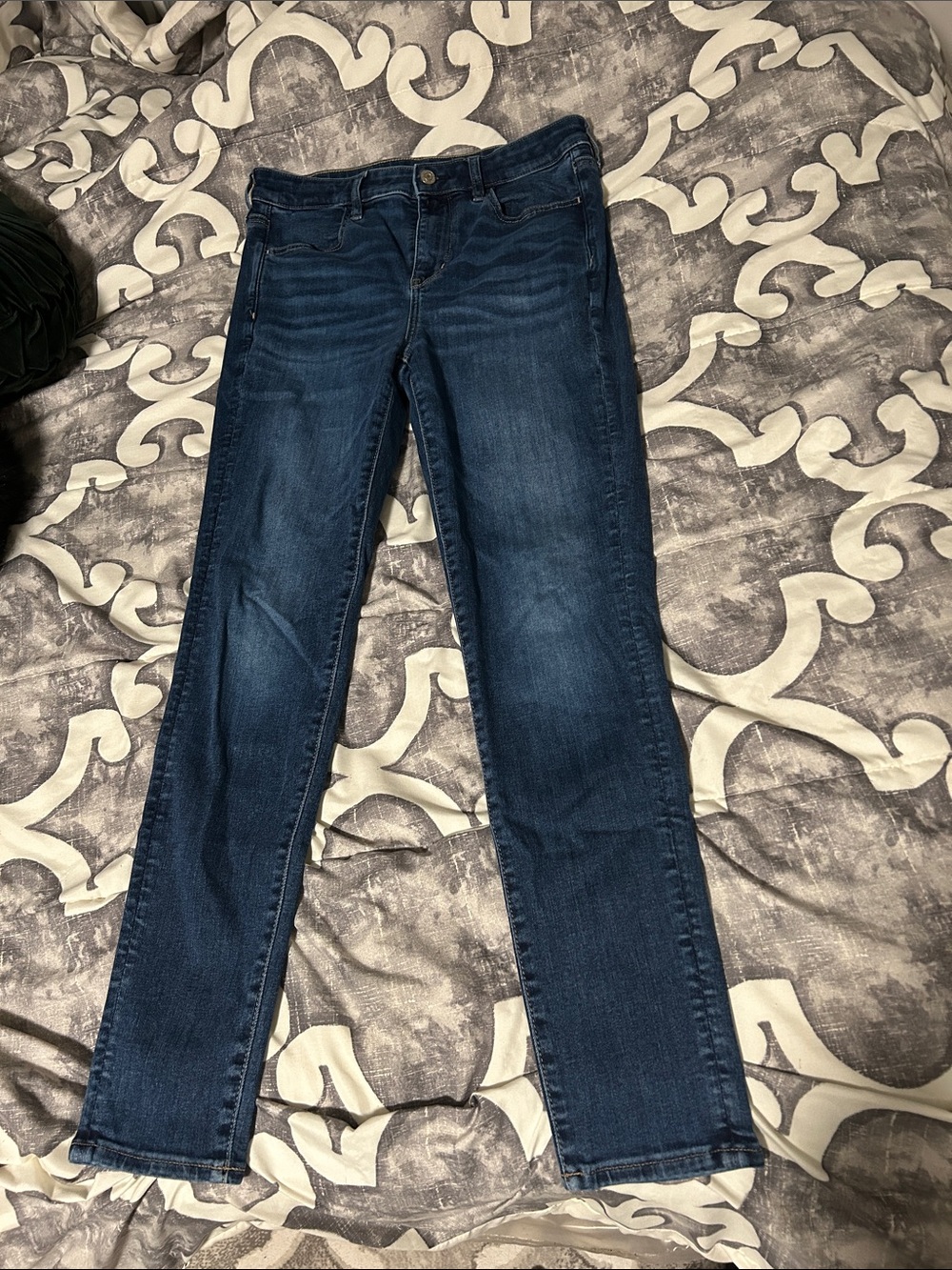 Classic Women's Dark Blue Stretch Jeans